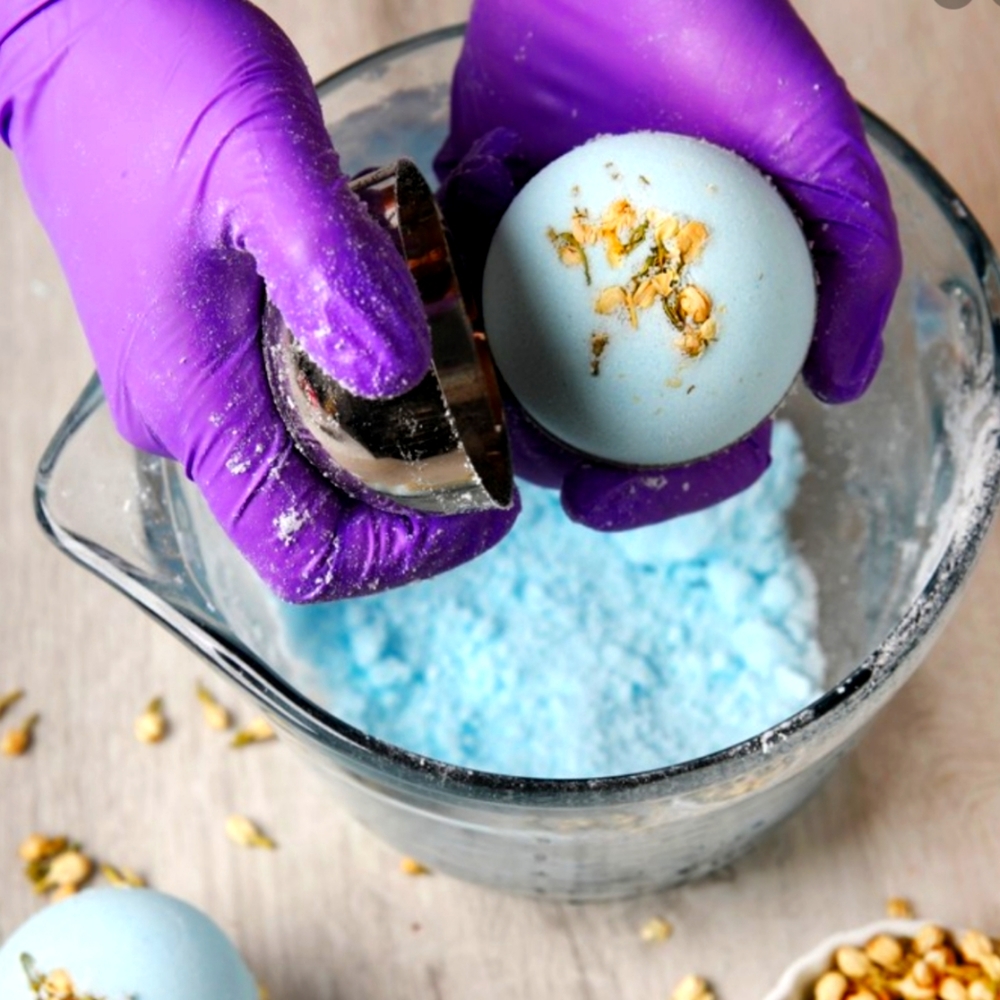 Bathbomb mold
